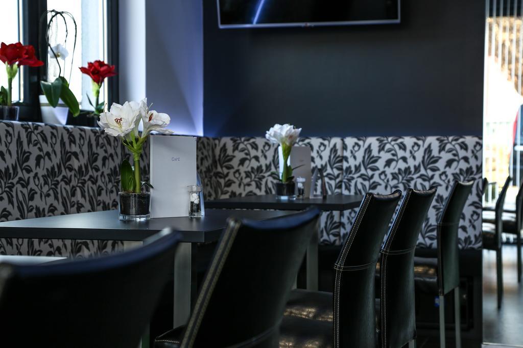 Hotel Фонсдорф Экстерьер фото